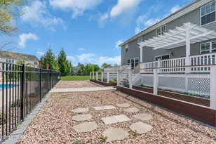8 Parkside Dr, Jackson, NJ 08527 - Photo 55