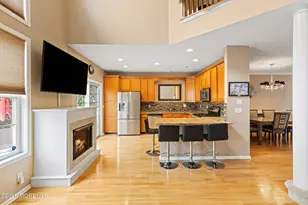 90 Deepwater Cir, Manalapan Township, NJ 07726 - Photo 9