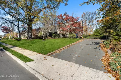 5 Karen Court, West Long Branch, NJ 07764 - Photo 3