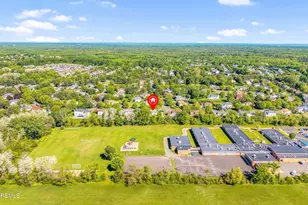16 Cape May Dr, Marlboro Township, NJ 07746 - Photo 31
