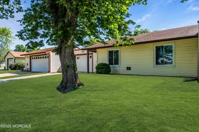 150 Maclura Plz Plaza #C, Monroe Township, NJ 08831 - Photo 5