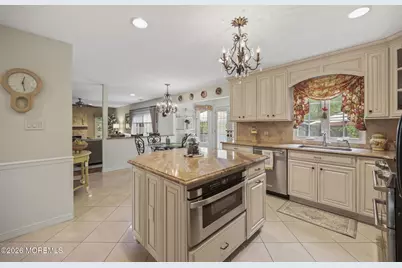 6 Robbie Court, Morganville, NJ 07751 - Photo 19
