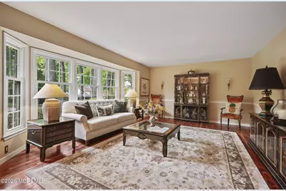 6 Robbie Court, Morganville, NJ 07751 - Photo 15
