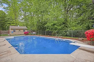 6 Robbie Ct, Morganville, NJ 07751 - Photo 53