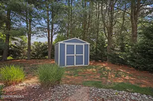 5 Mohegan Rd, Freehold, NJ 07728 - Photo 55