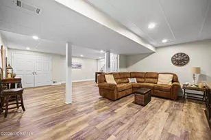 5 Mohegan Rd, Freehold, NJ 07728 - Photo 37