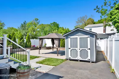 816 Shore Concourse, Keyport, NJ 07735 - Photo 5
