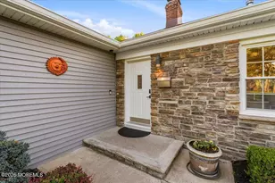 259 Hamiltonian Dr, Middletown, NJ 07701 - Photo 3