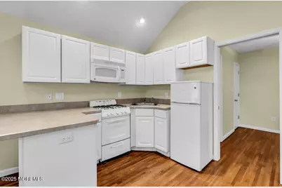 304 1/2 13th Avenue #Back House, Belmar, NJ 07719 - Photo 11