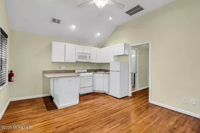 304 1/2 13th Avenue #Back House, Belmar, NJ 07719 - Photo 9