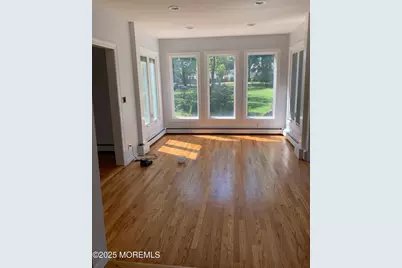 421 W Lincoln Avenue, Oakhurst, NJ 07755 - Photo 27