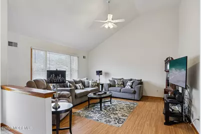 92 Birch Street, Beachwood, NJ 08722 - Photo 5