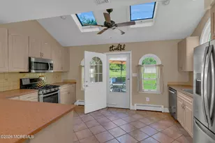 121 Brittany Dr, Freehold, NJ 07728 - Photo 11
