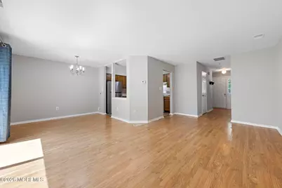 39 Oak Lane, Eatontown, NJ 07724 - Photo 3