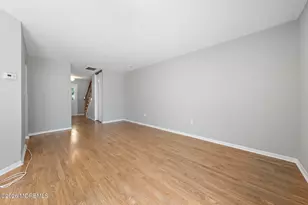 39 Oak Ln, Eatontown, NJ 07724 - Photo 7