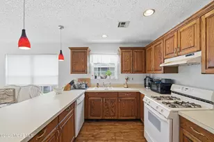 74 Canterbury Ln, Toms River Township, NJ 08757 - Photo 19