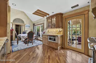 6 Hillcrest Rd, Manalapan Township, NJ 07726 - Photo 11
