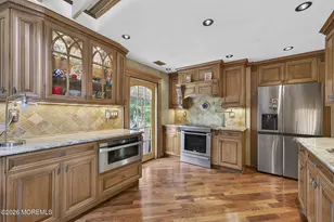 6 Hillcrest Rd, Manalapan Township, NJ 07726 - Photo 9