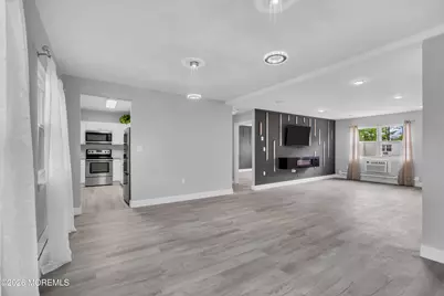96 White Street #D, Eatontown, NJ 07724 - Photo 21