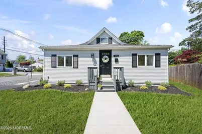 310 East Road, Belford, NJ 07718 - Photo 1