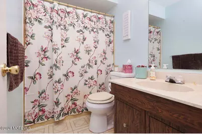19 Alexandria Drive, Manalapan Township, NJ 07726 - Photo 27