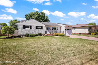 29 Surrey Drive, Hamilton Square, NJ 08690 - Photo 3
