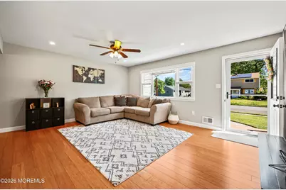 29 Surrey Drive, Hamilton Square, NJ 08690 - Photo 7