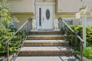 440 Smith Ct, Cliffwood, NJ 07721 - Photo 3