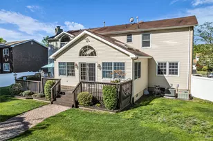 12 Apollo Rd, Manalapan Township, NJ 07726 - Photo 5