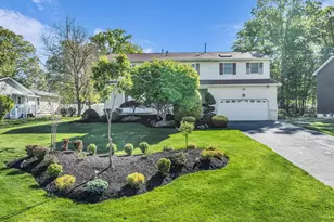 12 Apollo Rd, Manalapan Township, NJ 07726 - Photo 1