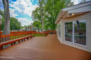 40 Woodstock Pl, Freehold, NJ 07728 - Photo 19