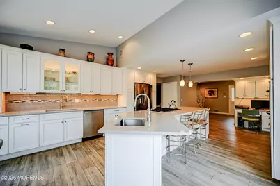40 Woodstock Place, Freehold, NJ 07728 - Photo 5
