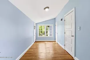 8 Summit Rd, Neptune Township, NJ 07753 - Photo 13