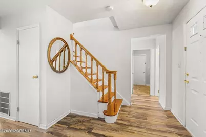 28 Bunker Hill Drive, Manalapan Township, NJ 07726 - Photo 3