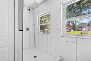 710 Reef Dr, Neptune Township, NJ 07753 - Photo 31