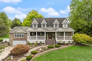 117 Burlington Path Rd, Cream Ridge, NJ 08514 - Photo 1