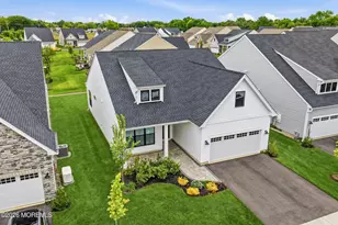 56 Magnolia Dr, Freehold, NJ 07728 - Photo 7