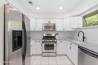 10 Sea Point Drive, Point Pleasant, NJ 08742 - Photo 23