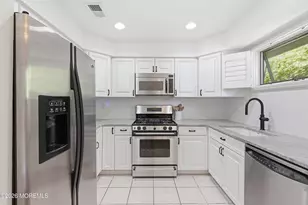 10 Sea Point Dr, Point Pleasant, NJ 08742 - Photo 23
