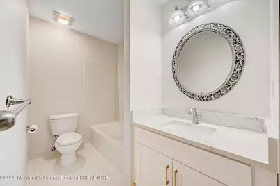 7 Harbor Bay Circle, Laurence Harbor, NJ 08879 - Photo 29