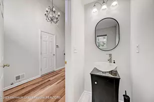 7 Harbor Bay Cir, Laurence Harbor, NJ 08879 - Photo 5