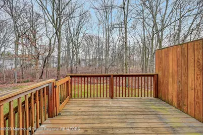 7 Harbor Bay Circle, Laurence Harbor, NJ 08879 - Photo 37
