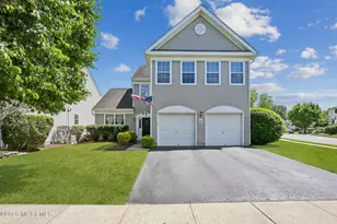 46 Baltusrol Dr, Manalapan Township, NJ 07726 - Photo 1