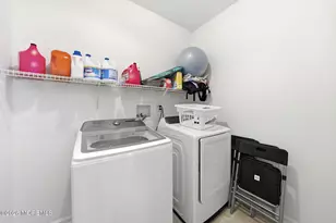 15 Ellis Ct, Morganville, NJ 07751 - Photo 27