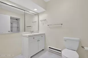 14 Pine Cluster Cir, Manalapan Township, NJ 07726 - Photo 15