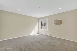 14 Pine Cluster Cir, Manalapan Township, NJ 07726 - Photo 9