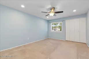 13 Elizabeth Ct, Tinton Falls, NJ 07724 - Photo 11