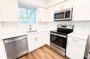 621A Deal Rd, Monroe Township, NJ 08831 - Photo 9
