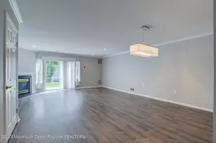 16 Gloucester Ct, Freehold, NJ 07728 - Photo 9