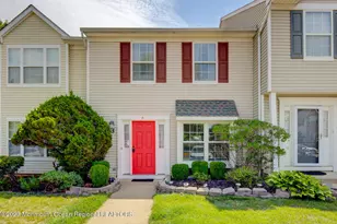 16 Gloucester Ct, Freehold, NJ 07728 - Photo 1
